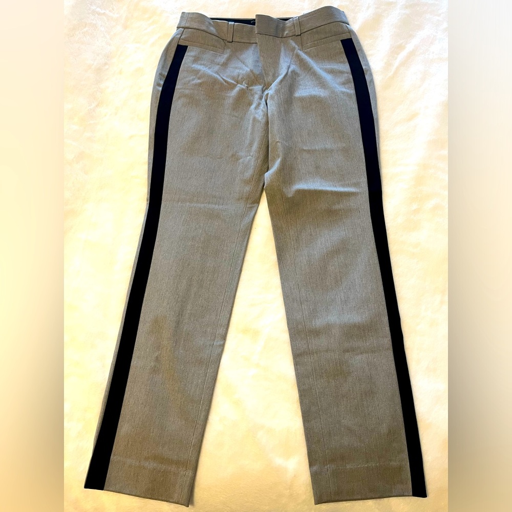 Banana Republic Grey Slim Fit Trousers w/ Black Trim - Size 6, Mint Condition